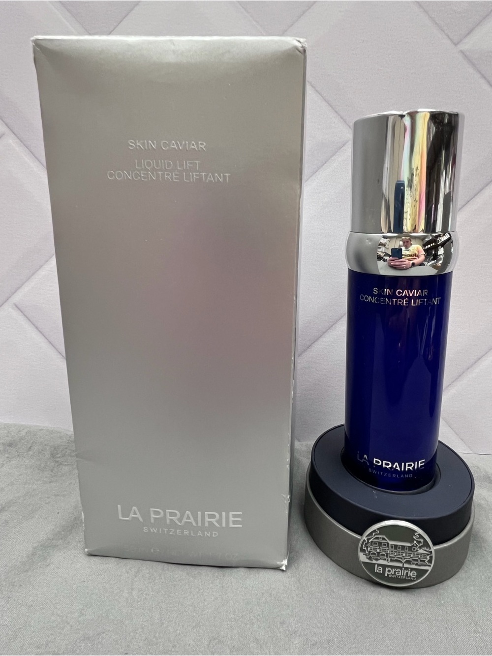La Prairie Skin Caviar Liquid Lift Serum 50 mL / 1.7 oz Open Box w/ Case
